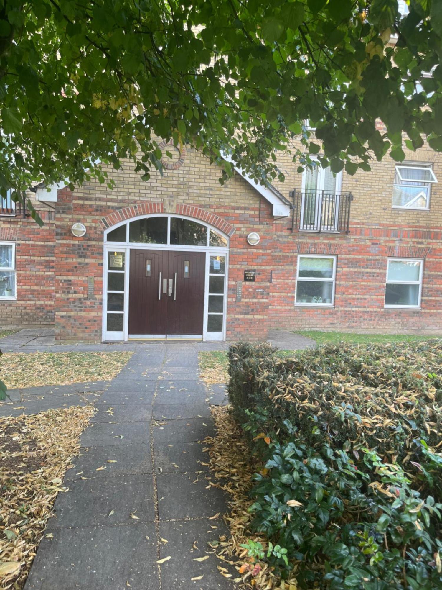 Cosy Nest In London Apartment Hendon Exterior photo